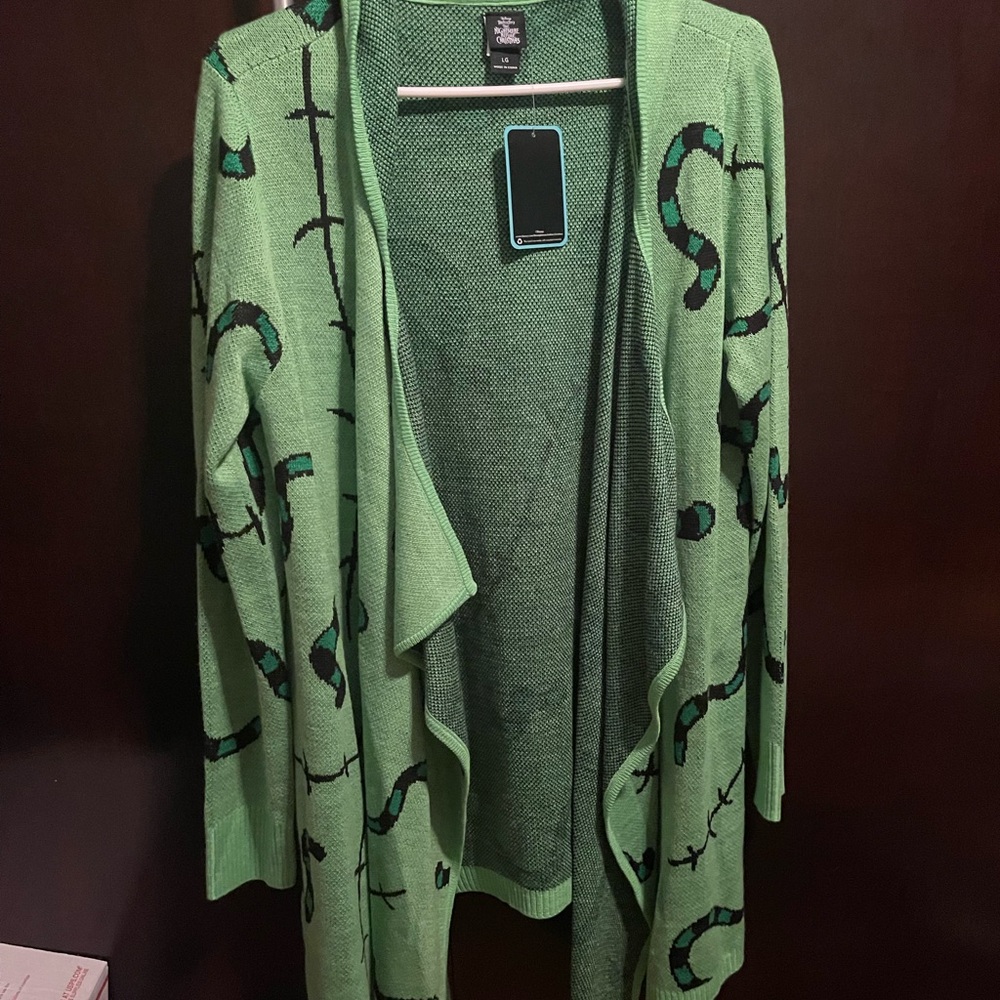Oogie boogie Women's Sweater